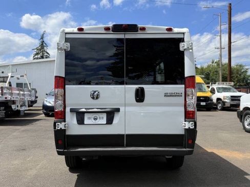Used 2025 RAM ProMaster 2500 w/ U-Haul Equipment Group FWD image 5