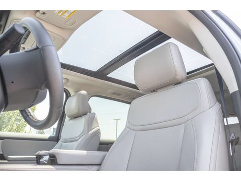 Used 2025 Ford Expedition Active AWD/4WD image 21