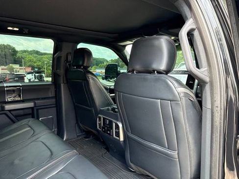 Used 2022 Ford F450 Platinum w/ FX4 Off-Road Package AWD/4WD image 44