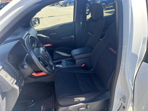 Certified 2023 Nissan Frontier PRO-4X w/ Pro Convenience Package image 13