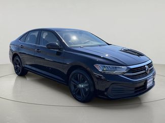 Used 2023 Volkswagen Jetta SE w/ Panoramic Sunroof Package FWD video 1