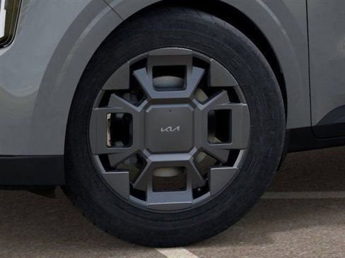 New 2026 Kia Carnival EX FWD image 9