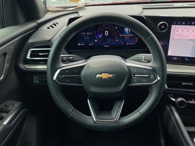 Used 2026 Chevrolet Traverse LT w/ Driver Confidence Package AWD/4WD image 28