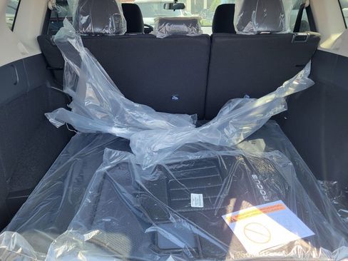 New 2026 Nissan Rogue S image 34