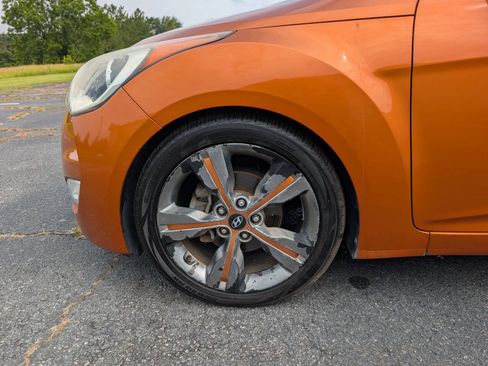 Used 2016 Hyundai Veloster w/ Option Group 03 FWD image 40