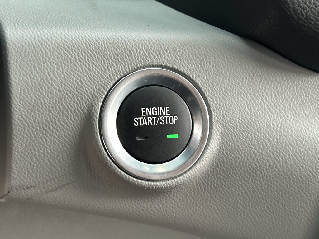 Used 2023 GMC Terrain SLE FWD image 17
