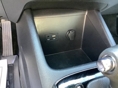 Used 2017 Kia Forte LX FWD image 35