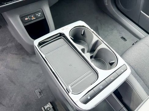 New 2026 Hyundai Ioniq 5 SE image 18