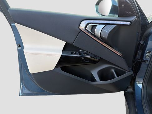 New 2026 BMW X3 xDrive30 w/ Premium Package image 21