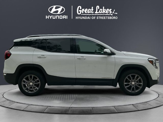Used 2023 GMC Terrain SLT AWD/4WD image 7