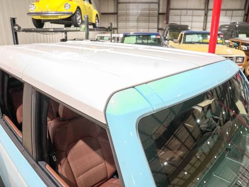 Used 2023 Ford Bronco Heritage Edition AWD/4WD image 36