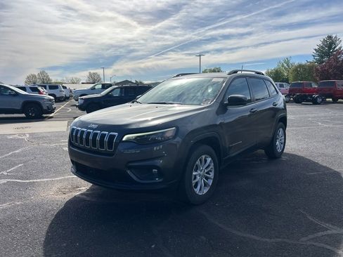 Used 2022 Jeep Cherokee Latitude Lux AWD/4WD image 4