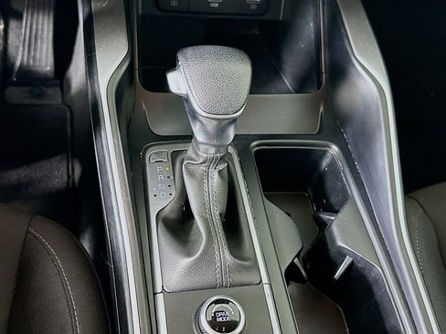 Used 2022 Kia Sorento LX FWD image 24