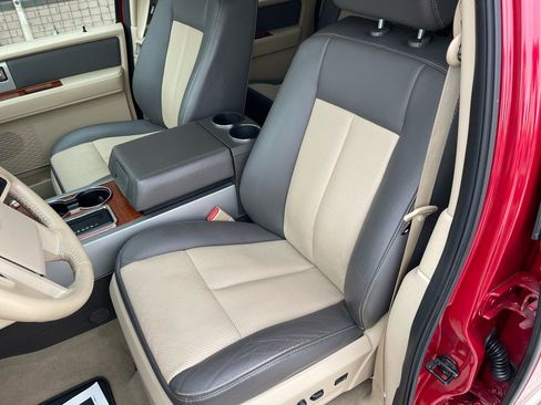 Used 2008 Ford Expedition EL Eddie Bauer image 24