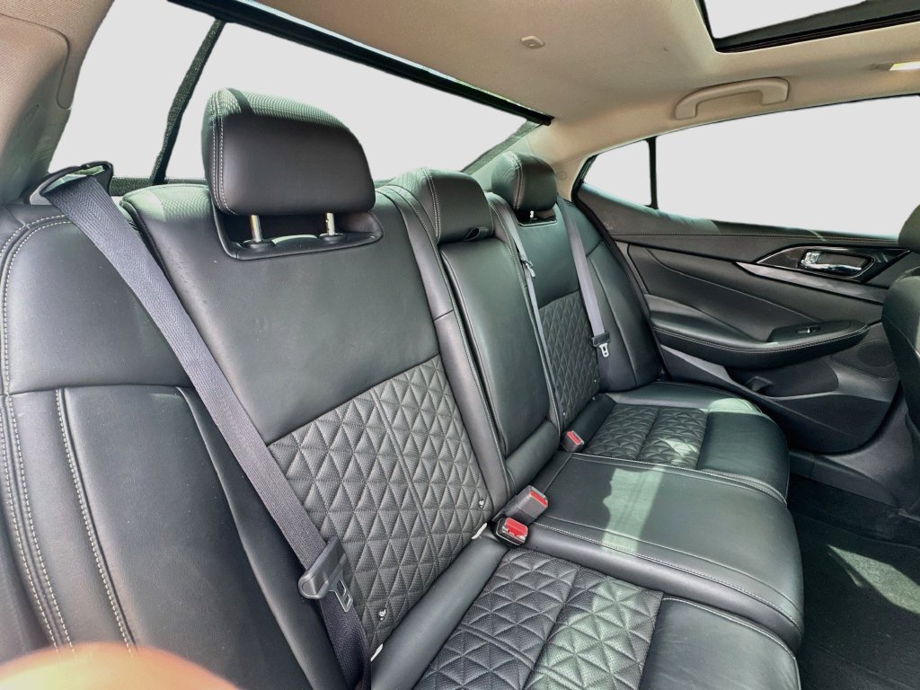 Used 2019 Nissan Maxima Platinum w/ Sport Mat Group FWD image 28