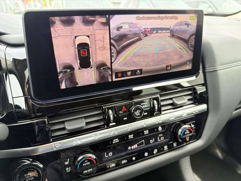 New 2026 Nissan Pathfinder Platinum AWD/4WD image 21