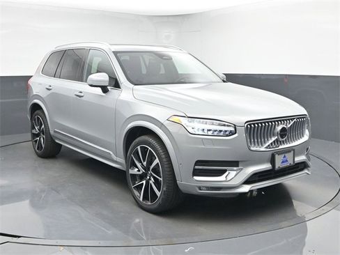 Used 2024 Volvo XC90 B6 Plus w/ Protection Package Premier image 6