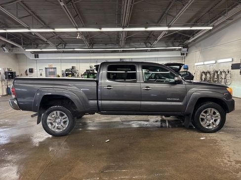 Used 2013 Toyota Tacoma Base image 7