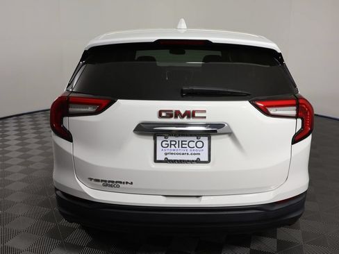 Used 2023 GMC Terrain SLE FWD image 7
