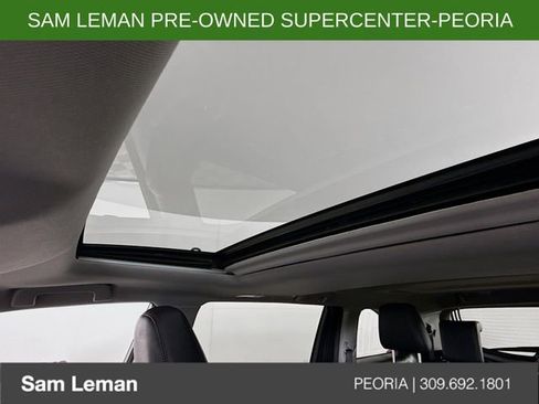 Used 2016 Toyota Highlander Limited image 23