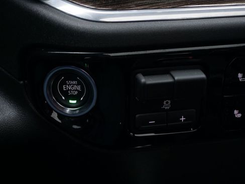 Certified 2025 Chevrolet Silverado 1500 LT Trail Boss w/ Convenience Package II image 16