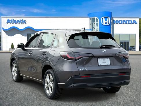 Certified 2023 Honda HR-V LX image 6