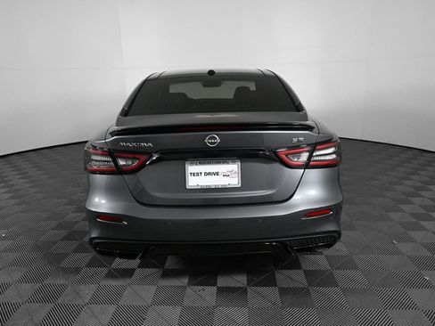 Used 2023 Nissan Maxima SR w/ Sport Mat Group image 27