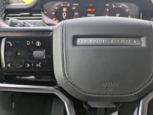 Used 2025 Land Rover Range Rover Sport AWD/4WD image 16