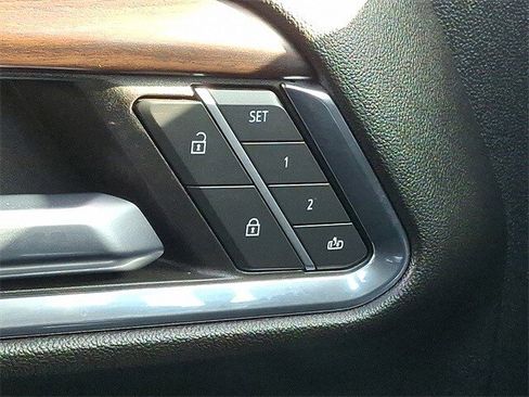 Used 2024 GMC Sierra 1500 SLT w/ SLT Premium Plus Package image 26