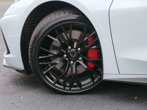 Used 2023 Chevrolet Corvette Stingray Premium Cpe w/ Z51 Performance Package RWD image 19