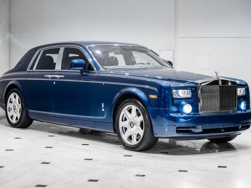 Used 2011 Rolls-Royce Phantom Sedan RWD image 22