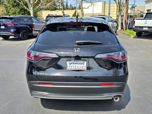 Certified 2025 Honda HR-V Sport image 14