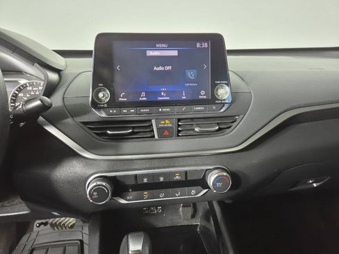 Used 2021 Nissan Altima 2.5 SV AWD/4WD image 22