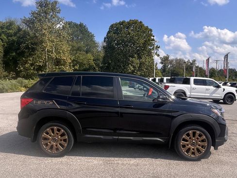 Used 2023 Honda Passport EX-L image 8