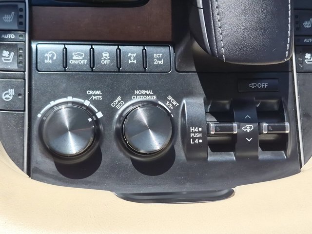 Used 2017 Lexus LX 570 4WD w/ Luxury Package image 25