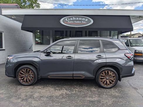 Used 2025 Subaru Forester Sport w/ Popular Package #1 AWD/4WD image 2