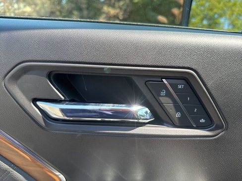 New 2026 GMC Canyon Denali image 21