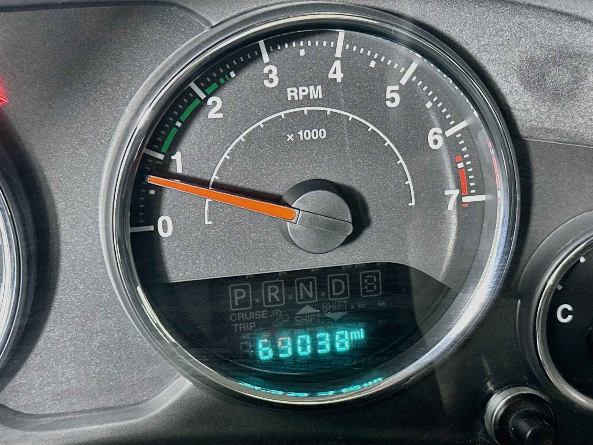 Used 2015 Jeep Wrangler Sport w/ Connectivity Group AWD/4WD image 11