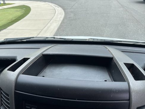 Used 2016 Mercedes-Benz Sprinter 144 Cargo image 31