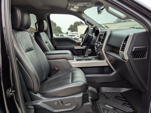 Used 2020 Ford F150 Lariat image 27