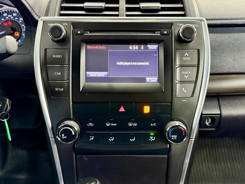 Used 2017 Toyota Camry LE image 15