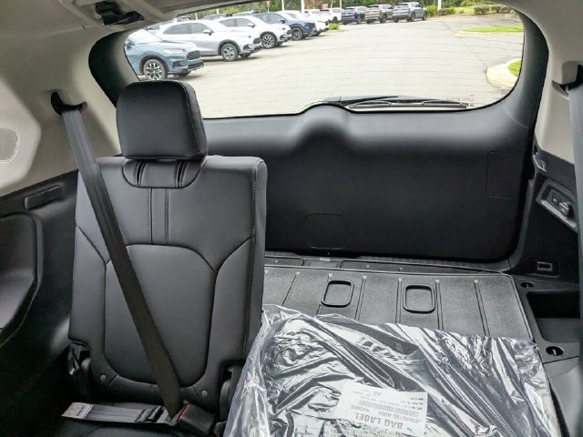 New 2026 Honda Pilot Touring image 32
