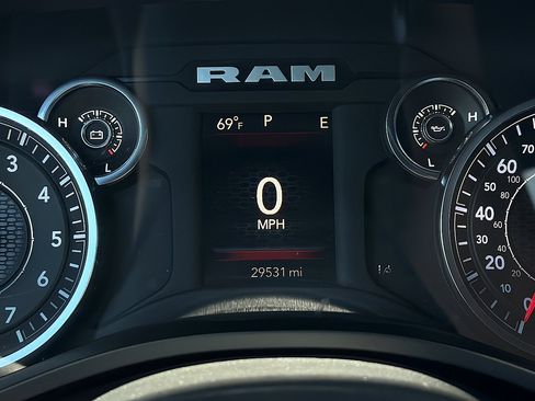 Used 2025 RAM 1500 Big Horn AWD/4WD image 14