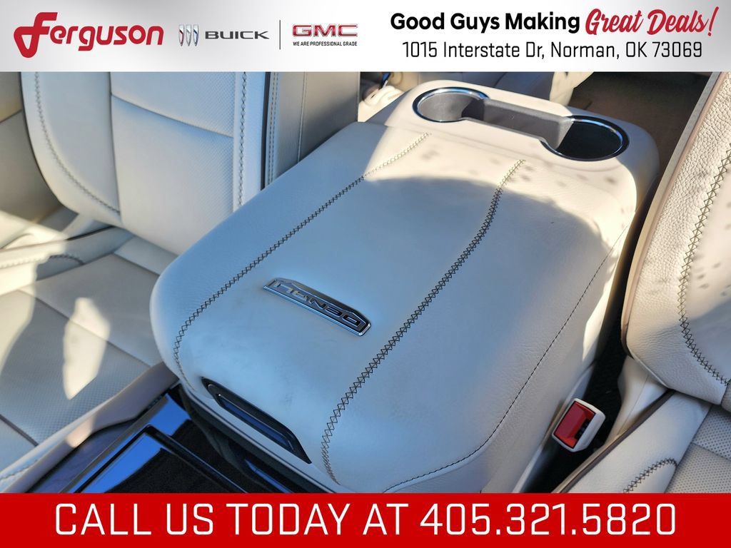 New 2026 GMC Yukon Denali w/ Denali Reserve Package AWD/4WD image 37