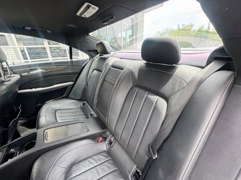 Used 2014 Mercedes-Benz CLS 550 4MATIC w/ Sport Package image 13