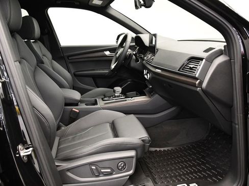 Certified 2025 Audi Q5 2.0T Premium image 43