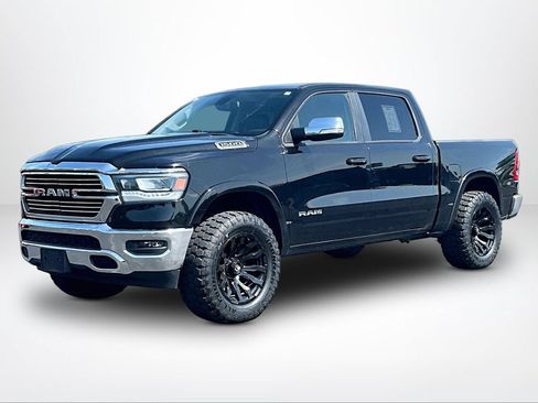 Used 2019 RAM 1500 Laramie AWD/4WD image 37