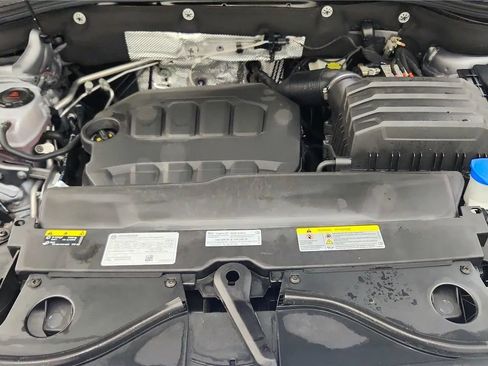 Used 2025 Volkswagen Atlas SE image 20