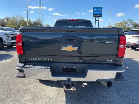 Used 2019 Chevrolet Silverado 3500 LTZ w/ Duramax Plus Package image 6