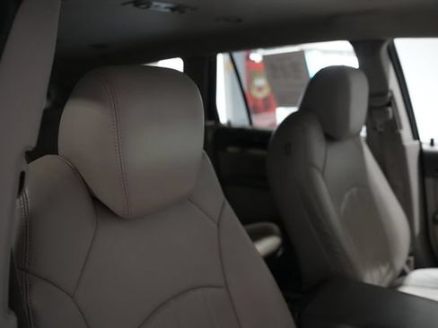 Used 2015 Buick Enclave Leather w/ Trailering Package AWD/4WD image 23